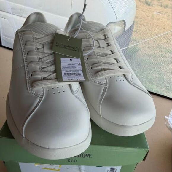 Girl Scouts Other - Goodfellow & Co Scout Sneakers Size 9